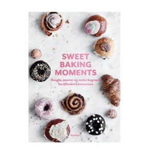 NEW MAGS - Sweet Baking Moments